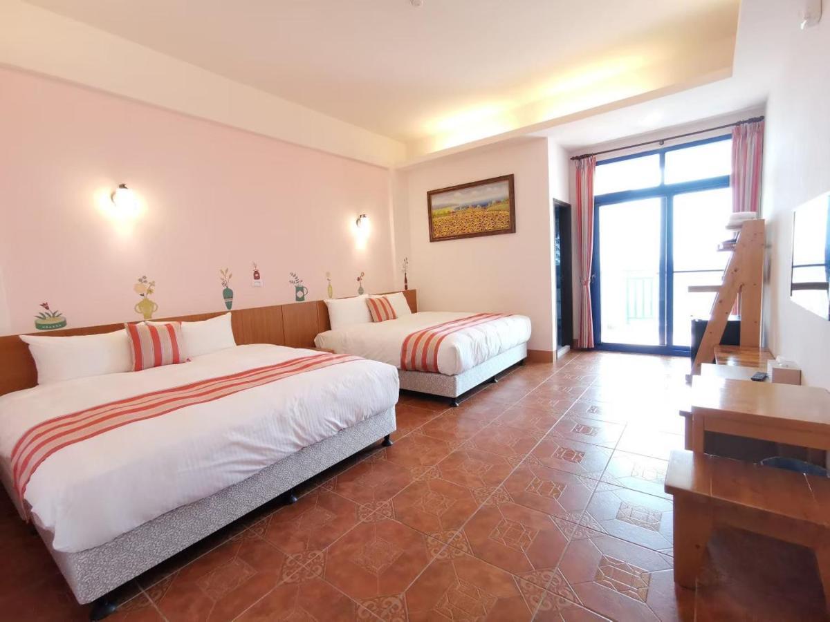 Love Ocean & Happy Bay Homestay Donggang Dış mekan fotoğraf