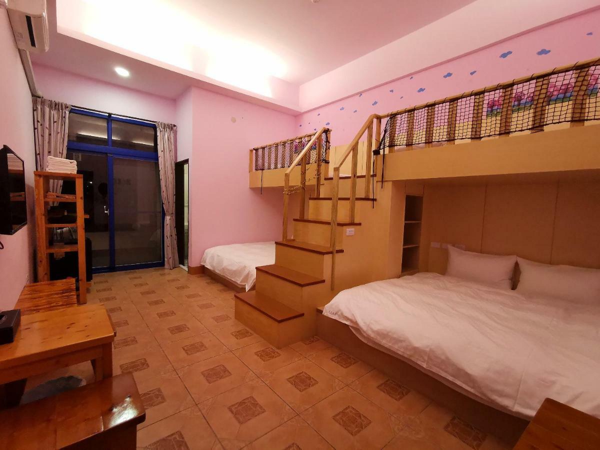 Love Ocean & Happy Bay Homestay Donggang Dış mekan fotoğraf